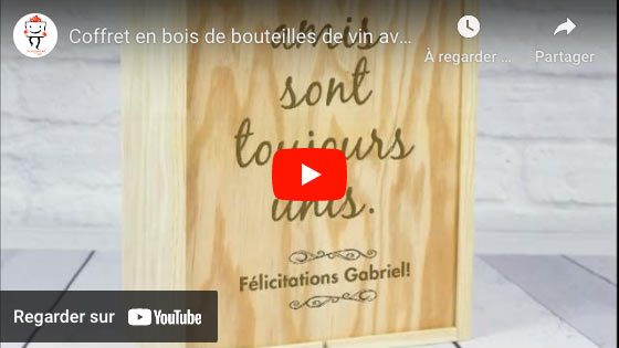 Vidéo Coffret en bois de bouteilles de vin avec texte gravé