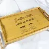 D&eacute;coration: Plateau en bois grav&eacute; &ldquo;Bonnes raisons d'&ecirc;tre maman&rdquo;