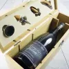 Boissons personnalis&eacute;es: Coffret sommelier grav&eacute; avec vin personnalis&eacute;