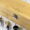 Cadeaux avec le nom: Coffret sommelier grav&eacute; en bambou