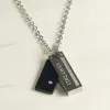 Bijoux personnalis&eacute;s: Pendentif personnalis&eacute; avec plaque noire