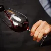 Art de la table personnalis&eacute;: Verres &agrave; vin grav&eacute;s avec l'ann&eacute;e de naissance