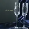 Art de la table personnalis&eacute;: Coupes de champagne avec initiales grav&eacute;es
