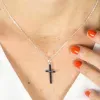Bijoux personnalis&eacute;s: Croix en argent personnalis&eacute;e