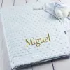 Cadeaux brod&eacute;s: Ensemble couverture et doudou brod&eacute;s