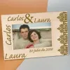 Cadeaux avec le nom: Cadre photo grav&eacute; pour couple