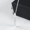 Bijoux personnalis&eacute;s: Pendentif en argent &agrave; barre verticale grav&eacute;e