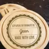 Cadeaux avec le nom: Plateau de fromages personnalis&eacute; 'Made with love'