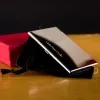 Cadeaux avec le nom: Porte-cartes de visite grav&eacute;