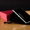 Cadeaux avec le nom: Porte-cartes de visite grav&eacute;