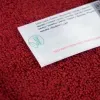 Cadeaux brod&eacute;s: Serviette BIO brod&eacute;e