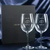 Art de la table personnalis&eacute;: Verres &agrave; vin pour couples