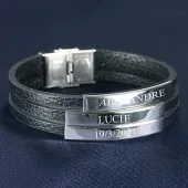 Bracelet en cuir gravé