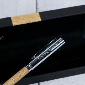Stylo élégant gravé