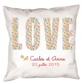 Coussin personnalisé Love