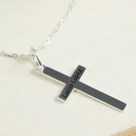 Croix en argent personnalisée