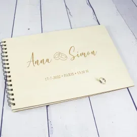 Livre d'or en bois pour les mariages