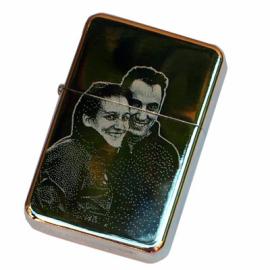 Briquet avec photo gravée