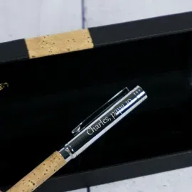 Stylo élégant gravé