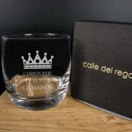 Verre à whisky gravé pour le roi de la maison