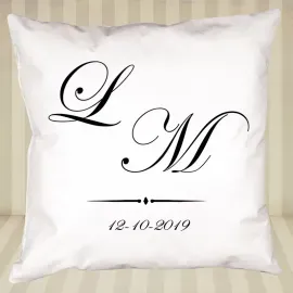 Coussin monogrammé personnalisé