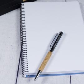 Stylo élégant gravé