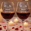 Art de la table personnalis&eacute;: Lot de deux verres &agrave; vin personnalis&eacute;s