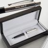 Cadeaux avec le nom: Stylo en argent gravé Cadeaux avec le nom: Stylo en argent gravé