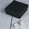 Cadeaux avec le nom: Boutons de manchette en argent carrés personnalisés gravés Cadeaux avec le nom: Boutons de manchette en argent carrés personnalisés gravés