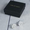 Cadeaux avec le nom: Boutons de manchette en argent gravé pour le marié Cadeaux avec le nom: Boutons de manchette en argent gravé pour le marié