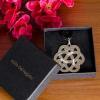 Bijoux personnalisés: Pendentif arabesque en argent gravé Bijoux personnalisés: Pendentif arabesque en argent gravé