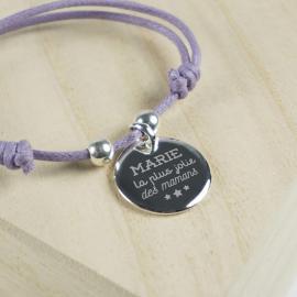 Bracelet en argent gravé «la plus jolie des mamans» Bracelet en argent gravé «la plus jolie des mamans»
