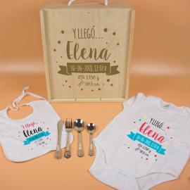 Panier pour bébé personnalisé 'Et je suis arrivé...' Panier pour bébé personnalisé 'Et je suis arrivé...'