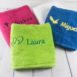 Serviettes brodées avec motif et nom Serviettes brodées avec motif et nom