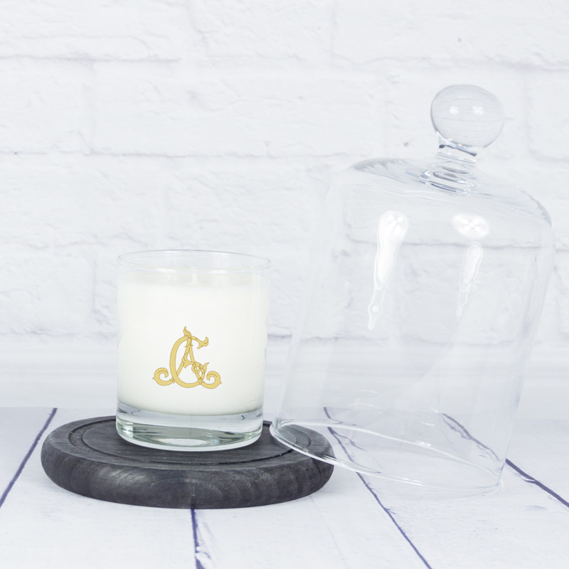 Cadeaux personnalisés: Décoration: Bougie blanche personnalisée avec monogramme