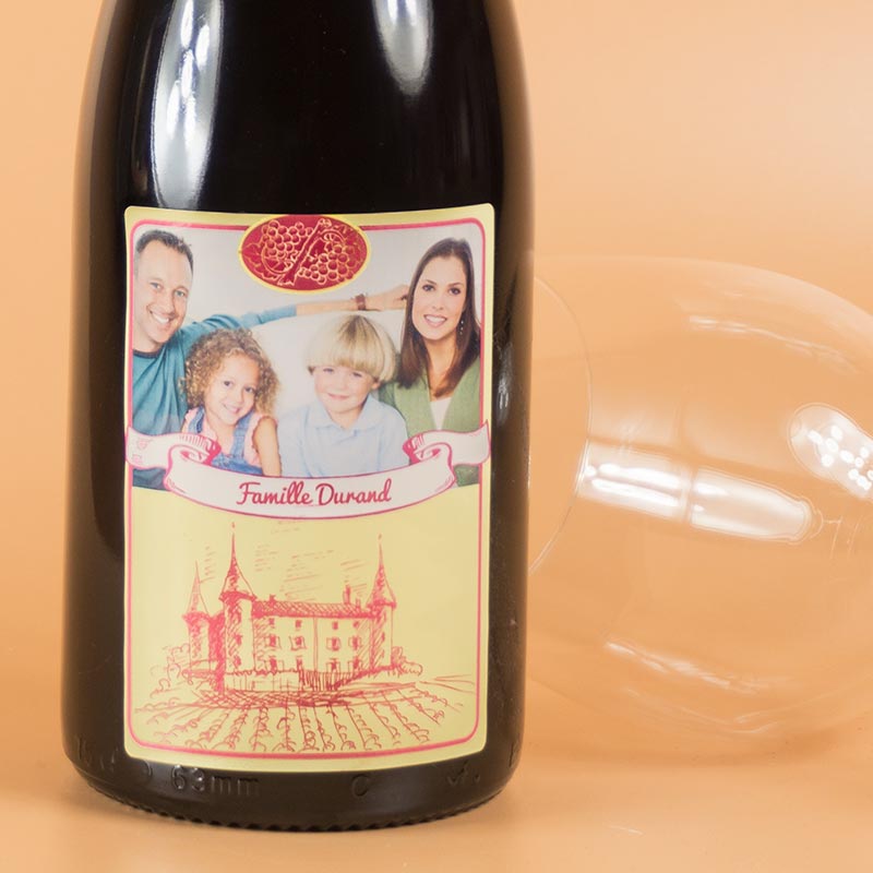 Cadeaux personnalisés: Boissons personnalisées: Bouteille de vin élégante