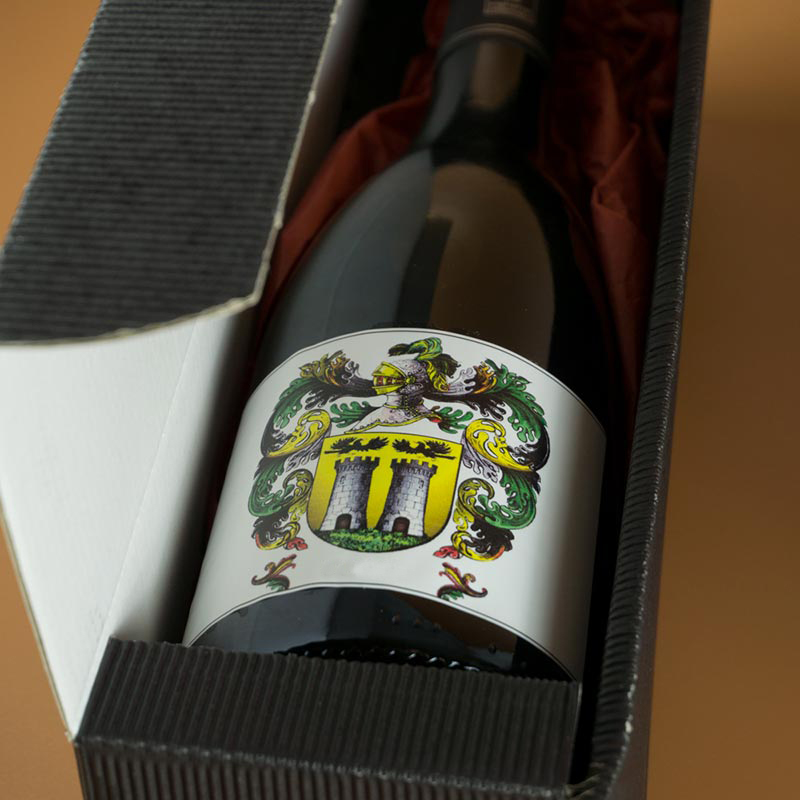 Cadeaux personnalisés: Boissons personnalisées: Bouteille de vin personnalisée avec blasons