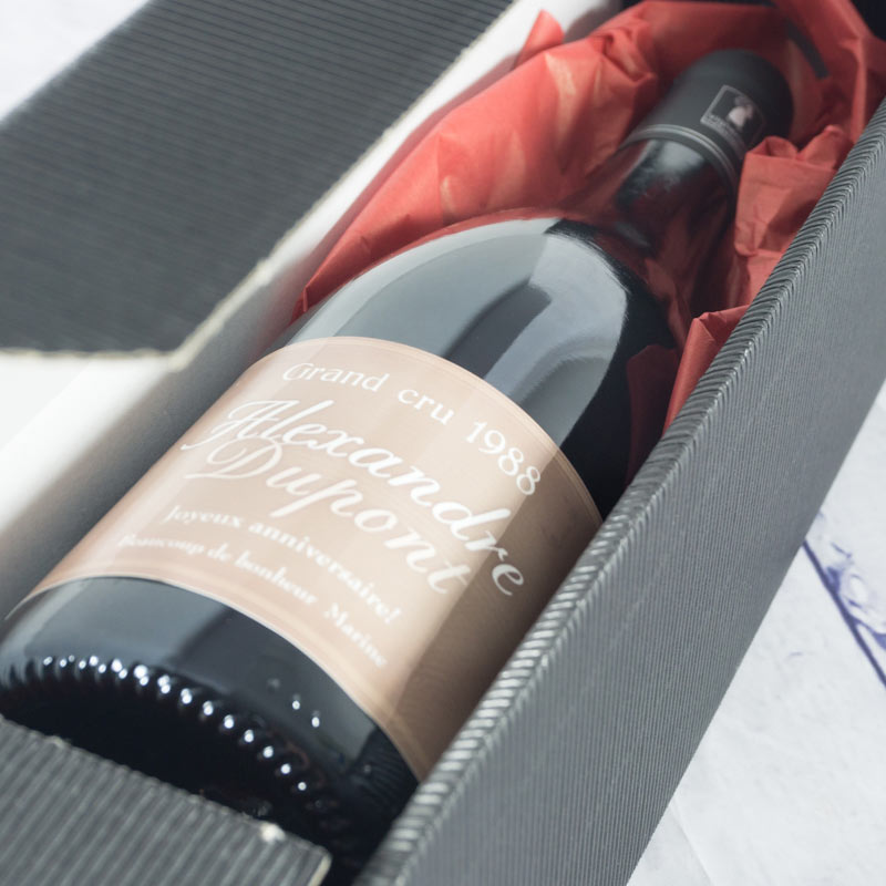 Cadeaux personnalisés: Boissons personnalisées: Bouteille de vin personnalisée élégante