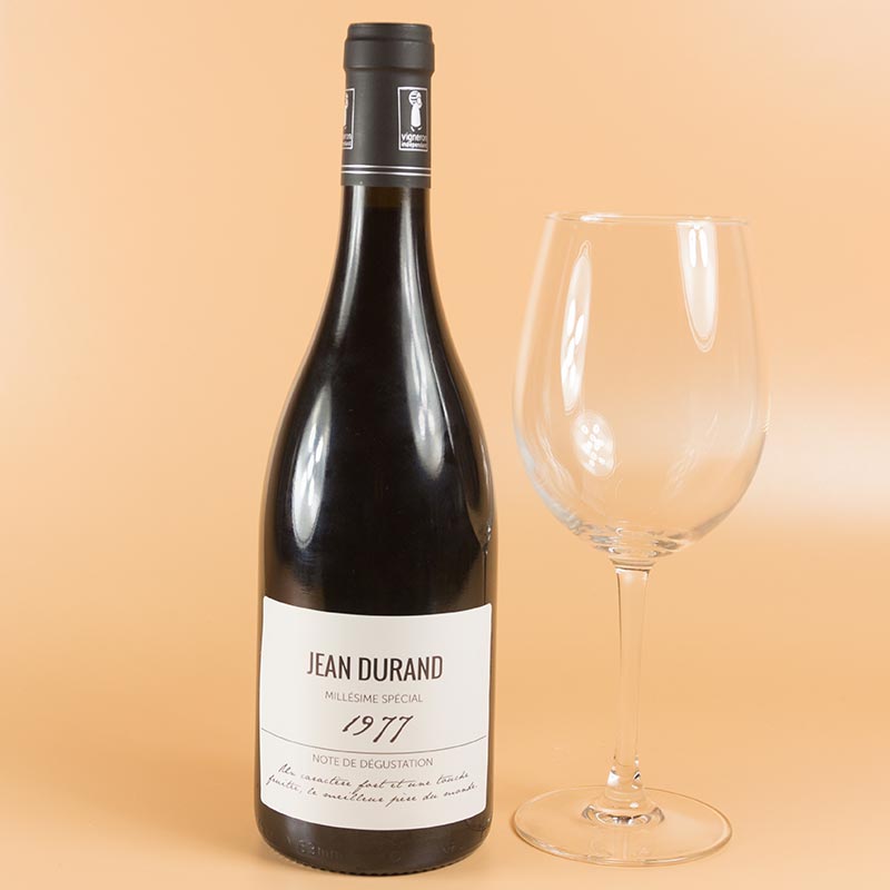 Cadeaux personnalisés: Boissons personnalisées: Bouteille de vin grand cru personnalisée