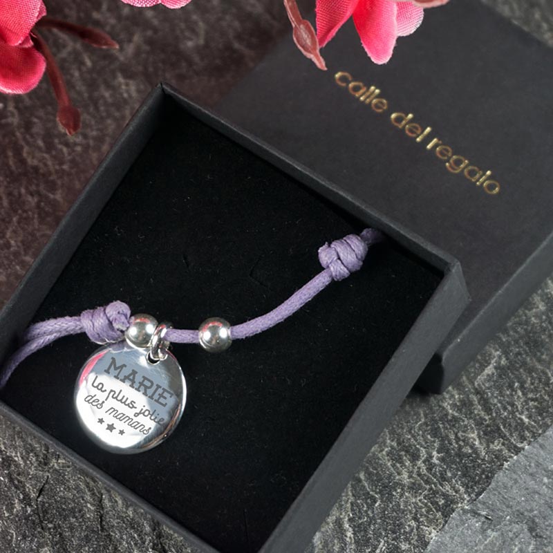 Cadeaux personnalisés: Bijoux personnalisés: Bracelet en argent gravé «la plus jolie des mamans»