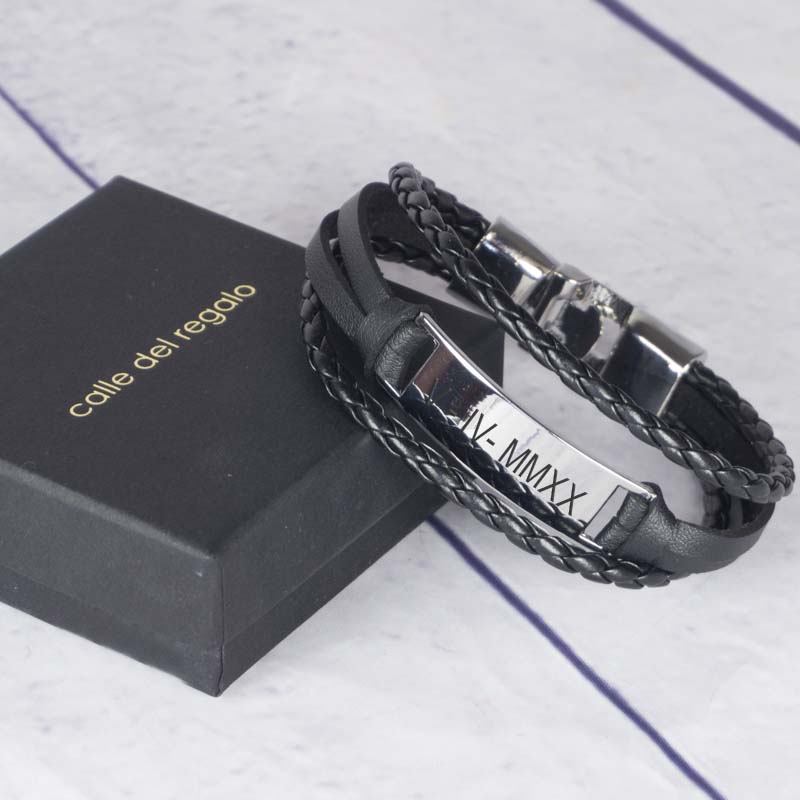 Cadeaux personnalisés: Bracelet gravé en acier et cuir : Bracelet gravé en acier et cuir 