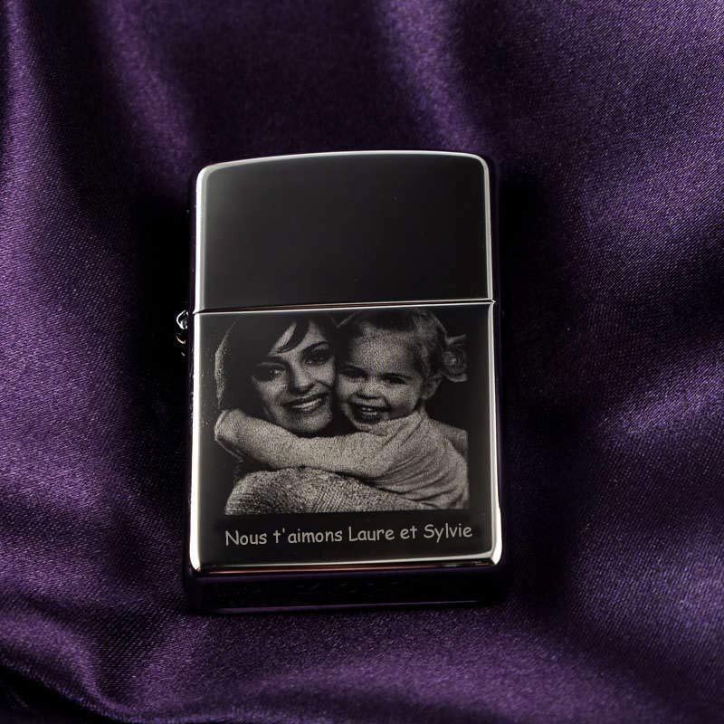 Cadeaux personnalisés: Cadeaux avec le nom: Briquet Zippo gravé avec photo