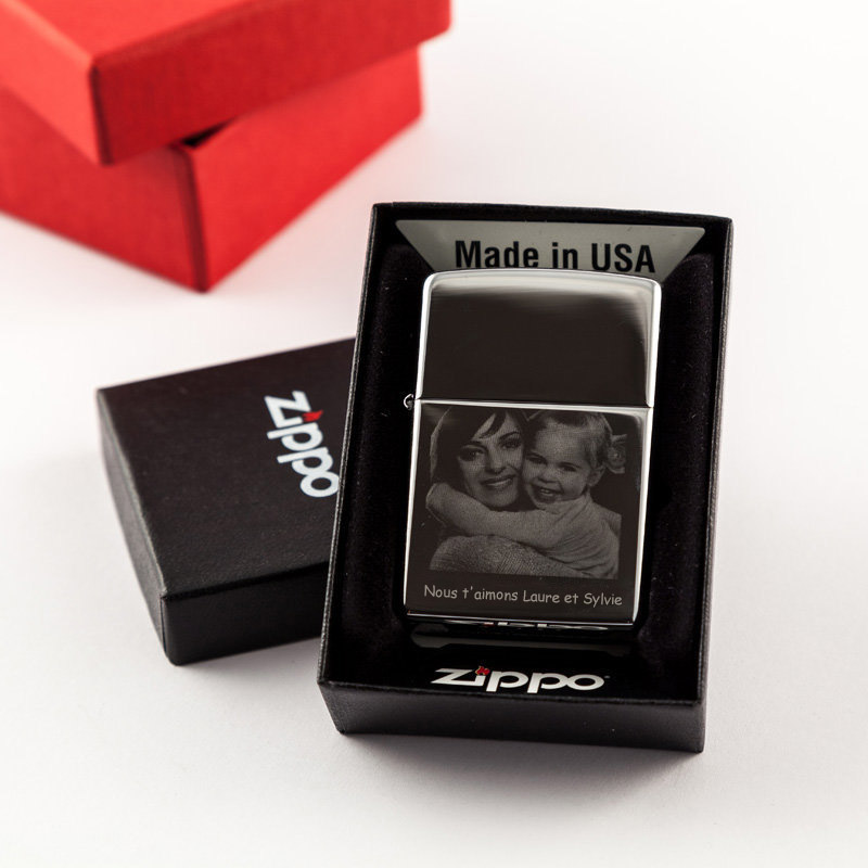 Cadeaux personnalisés: Cadeaux avec le nom: Briquet Zippo gravé avec photo