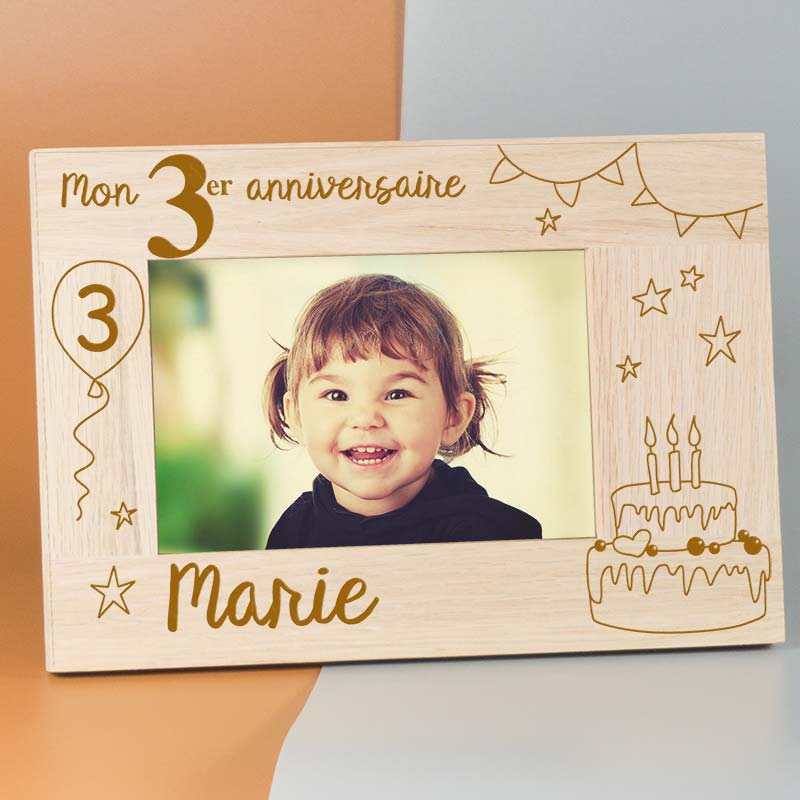 Cadeaux personnalisés: Cadeaux avec le nom: Cadre photo personnalisé pour un anniversaire d'enfant