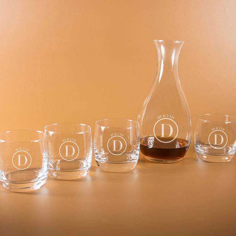 Cadeaux personnalisés: Art de la table personnalisé: Carafe à whisky et verres personnalisés