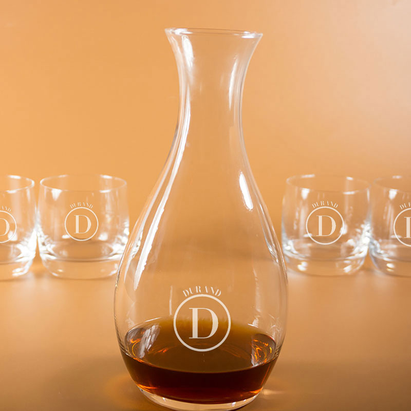 Cadeaux personnalisés: Art de la table personnalisé: Carafe à whisky et verres personnalisés