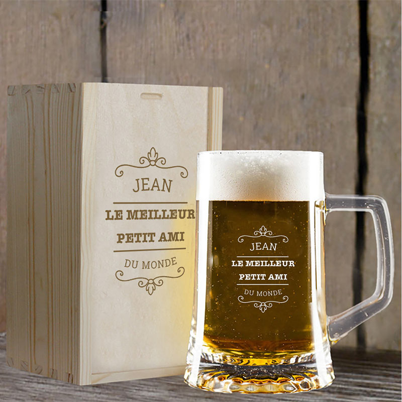 Cadeaux personnalisés: Cadeaux avec le nom: Chope de Bière Personnalisée 'Le meilleur compagnon'