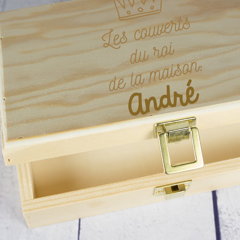 Cadeaux personnalisés: Couverts personnalisés: Coffret à couverts en bois personnalisé