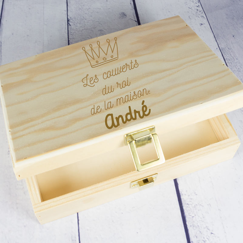 Cadeaux personnalisés: Couverts personnalisés: Coffret à couverts en bois personnalisé