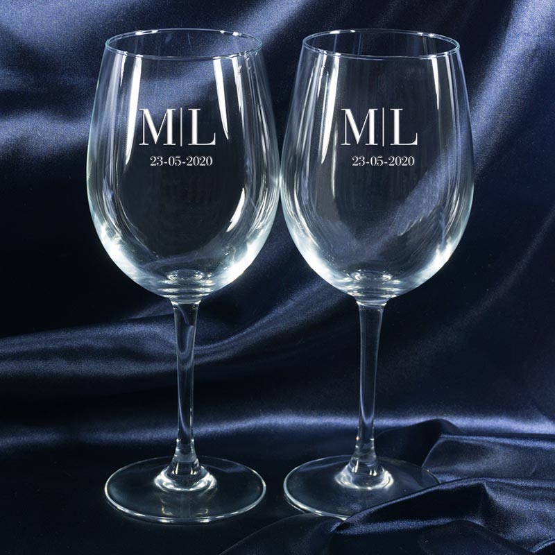 Cadeaux personnalisés: Art de la table personnalisé: Verres à vin monogramme